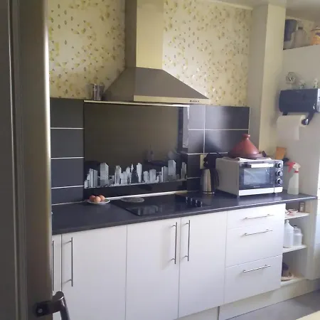Chambre Chez L'Habitant Séjour chez l'habitant Cenon